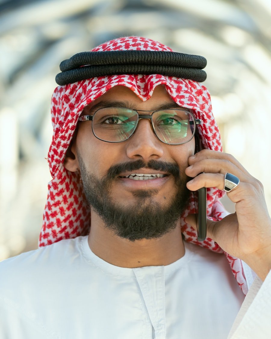 الرئيس التنفيذي بلباس سعودي